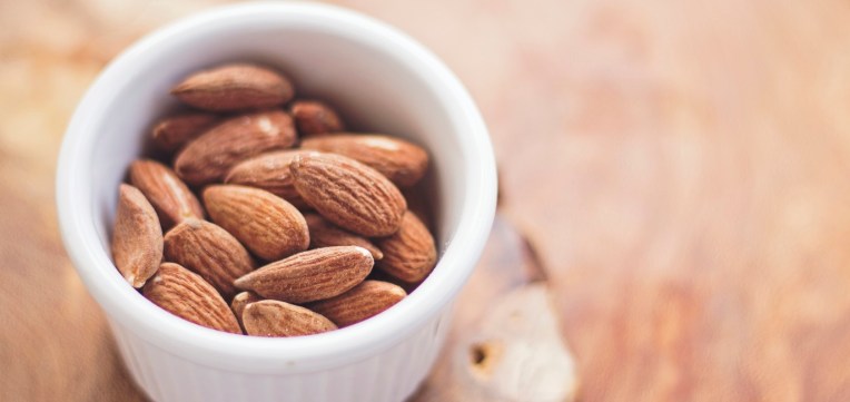 photo-1430163393927-3dab9af7ea38